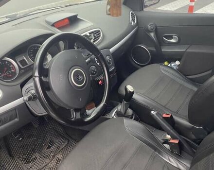 Сірий Рено Кліо, об'ємом двигуна 1.46 л та пробігом 330 тис. км за 4600 $, фото 8 на Automoto.ua