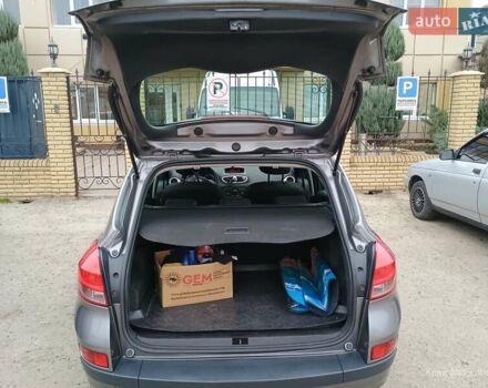 Серый Рено Клио, объемом двигателя 1.46 л и пробегом 212 тыс. км за 4500 $, фото 11 на Automoto.ua