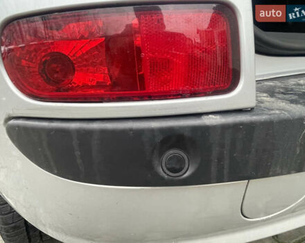 Серый Рено Клио, объемом двигателя 1.2 л и пробегом 225 тыс. км за 4999 $, фото 16 на Automoto.ua