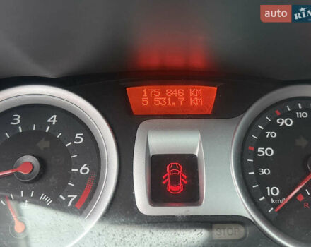 Сірий Рено Кліо, об'ємом двигуна 1.15 л та пробігом 175 тис. км за 5599 $, фото 14 на Automoto.ua
