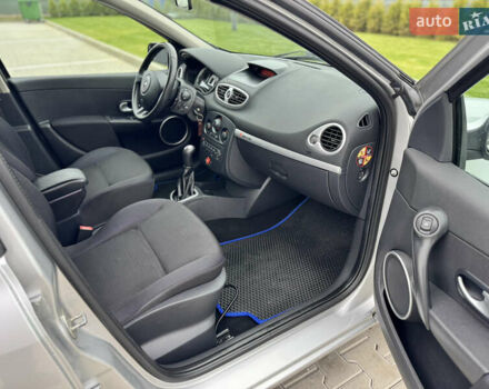 Сірий Рено Кліо, об'ємом двигуна 1.2 л та пробігом 241 тис. км за 5200 $, фото 21 на Automoto.ua