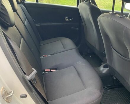 Серый Рено Клио, объемом двигателя 1.5 л и пробегом 330 тыс. км за 2400 $, фото 9 на Automoto.ua