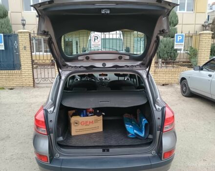 Серый Рено Клио, объемом двигателя 1.46 л и пробегом 212 тыс. км за 4500 $, фото 12 на Automoto.ua