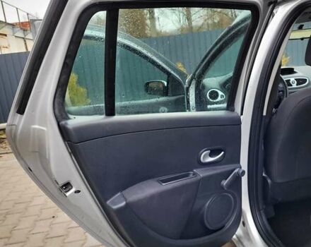 Сірий Рено Кліо, об'ємом двигуна 1.15 л та пробігом 292 тис. км за 3000 $, фото 13 на Automoto.ua