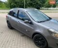 Серый Рено Клио, объемом двигателя 1.2 л и пробегом 232 тыс. км за 4300 $, фото 4 на Automoto.ua