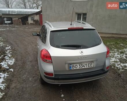 Серый Рено Клио, объемом двигателя 1.5 л и пробегом 240 тыс. км за 5600 $, фото 3 на Automoto.ua