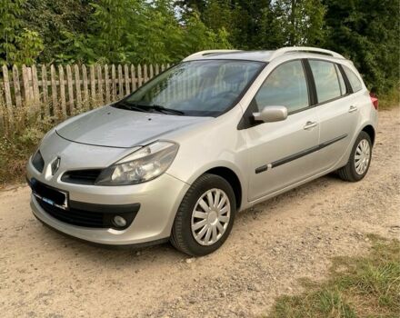 Серый Рено Клио, объемом двигателя 1.5 л и пробегом 330 тыс. км за 2400 $, фото 3 на Automoto.ua