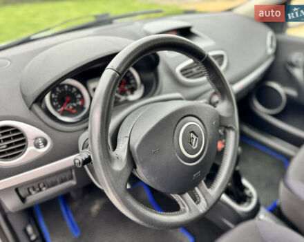 Сірий Рено Кліо, об'ємом двигуна 1.2 л та пробігом 241 тис. км за 5200 $, фото 15 на Automoto.ua