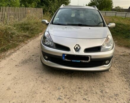 Сірий Рено Кліо, об'ємом двигуна 1.5 л та пробігом 330 тис. км за 2400 $, фото 1 на Automoto.ua