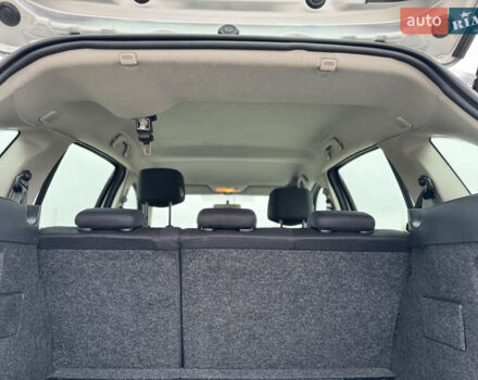 Сірий Рено Кліо, об'ємом двигуна 1.2 л та пробігом 241 тис. км за 5200 $, фото 30 на Automoto.ua
