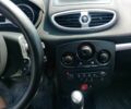 Серый Рено Клио, объемом двигателя 1.15 л и пробегом 240 тыс. км за 3100 $, фото 12 на Automoto.ua