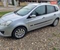Серый Рено Клио, объемом двигателя 1.2 л и пробегом 212 тыс. км за 4200 $, фото 5 на Automoto.ua