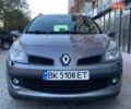 Серый Рено Клио, объемом двигателя 1.2 л и пробегом 233 тыс. км за 4500 $, фото 1 на Automoto.ua