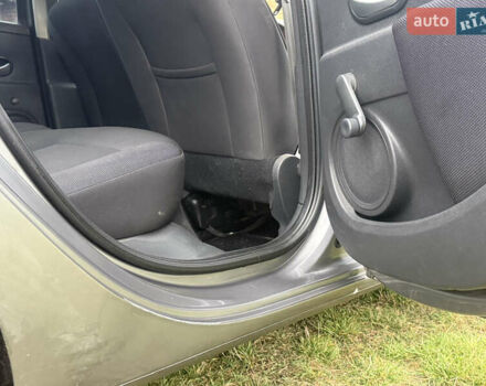 Сірий Рено Кліо, об'ємом двигуна 1.15 л та пробігом 175 тис. км за 5599 $, фото 5 на Automoto.ua