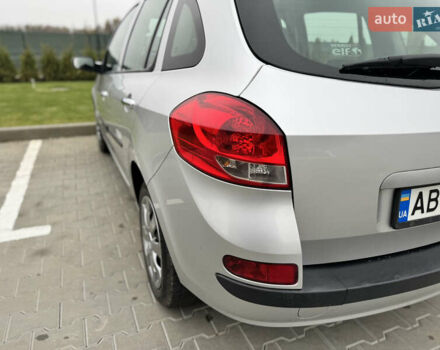 Сірий Рено Кліо, об'ємом двигуна 1.2 л та пробігом 241 тис. км за 5200 $, фото 10 на Automoto.ua