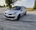 Сірий Рено Кліо, об'ємом двигуна 1.5 л та пробігом 250 тис. км за 4000 $, фото 1 на Automoto.ua