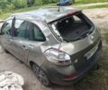 Серый Рено Клио, объемом двигателя 1.5 л и пробегом 200 тыс. км за 1399 $, фото 4 на Automoto.ua