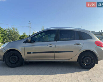 Сірий Рено Кліо, об'ємом двигуна 1.46 л та пробігом 174 тис. км за 4100 $, фото 4 на Automoto.ua