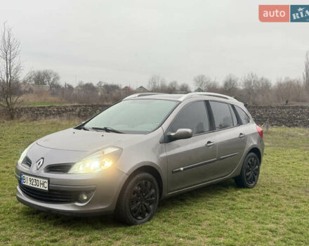 Сірий Рено Кліо, об'ємом двигуна 1.15 л та пробігом 175 тис. км за 5599 $, фото 1 на Automoto.ua