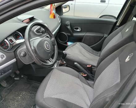 Серый Рено Клио, объемом двигателя 1.46 л и пробегом 212 тыс. км за 4500 $, фото 8 на Automoto.ua