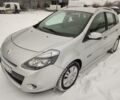 Серый Рено Клио, объемом двигателя 1.1 л и пробегом 177 тыс. км за 7600 $, фото 1 на Automoto.ua