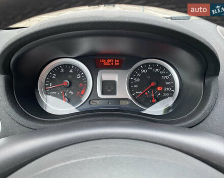 Рено Клио 2009 в Киеве на Automoto.ua Серый Рено Клио, объемом двигателя 1.2 л и пробегом 165 тыс. км за 5700 $, фото 15 на Automoto.ua