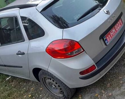 Серый Рено Клио, объемом двигателя 1.2 л и пробегом 200 тыс. км за 5200 $, фото 3 на Automoto.ua