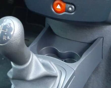 Серый Рено Клио, объемом двигателя 1.2 л и пробегом 200 тыс. км за 5200 $, фото 7 на Automoto.ua