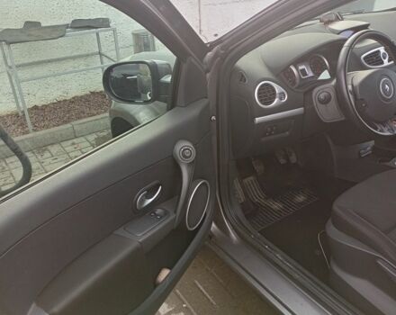 Серый Рено Клио, объемом двигателя 1 л и пробегом 191 тыс. км за 5200 $, фото 6 на Automoto.ua