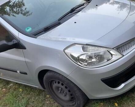 Серый Рено Клио, объемом двигателя 1.2 л и пробегом 200 тыс. км за 5200 $, фото 1 на Automoto.ua