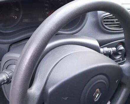 Серый Рено Клио, объемом двигателя 1.2 л и пробегом 200 тыс. км за 5200 $, фото 14 на Automoto.ua