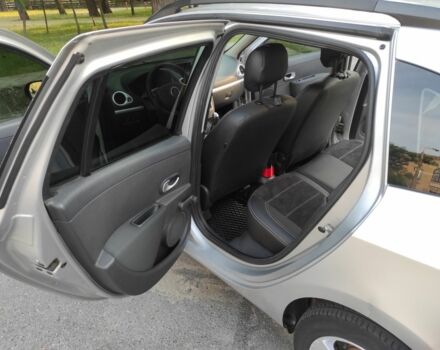 Сірий Рено Кліо, об'ємом двигуна 1.1 л та пробігом 215 тис. км за 4700 $, фото 7 на Automoto.ua