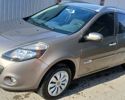 Серый Рено Клио, объемом двигателя 1.1 л и пробегом 220 тыс. км за 5100 $, фото 2 на Automoto.ua