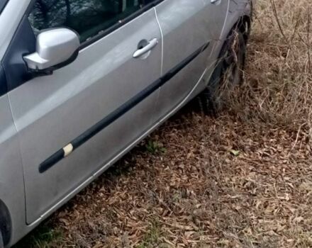 Сірий Рено Кліо, об'ємом двигуна 0 л та пробігом 150 тис. км за 900 $, фото 3 на Automoto.ua