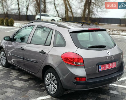 Серый Рено Клио, объемом двигателя 1.2 л и пробегом 192 тыс. км за 4850 $, фото 7 на Automoto.ua
