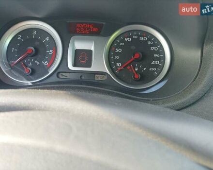 Серый Рено Клио, объемом двигателя 1.5 л и пробегом 249 тыс. км за 5500 $, фото 23 на Automoto.ua