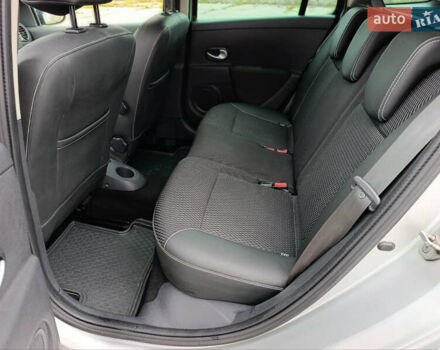 Серый Рено Клио, объемом двигателя 1.6 л и пробегом 166 тыс. км за 7200 $, фото 27 на Automoto.ua