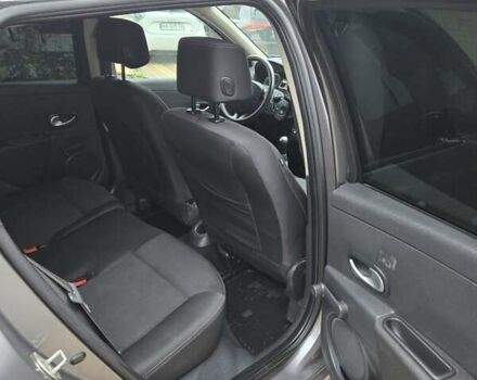 Серый Рено Клио, объемом двигателя 1.46 л и пробегом 176 тыс. км за 3999 $, фото 6 на Automoto.ua