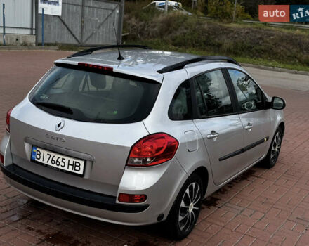 Серый Рено Клио, объемом двигателя 1.1 л и пробегом 217 тыс. км за 5200 $, фото 8 на Automoto.ua