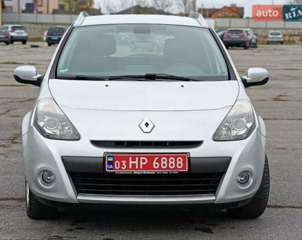 Серый Рено Клио, объемом двигателя 1.6 л и пробегом 166 тыс. км за 7200 $, фото 5 на Automoto.ua