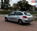 Серый Рено Клио, объемом двигателя 1.1 л и пробегом 217 тыс. км за 5200 $, фото 5 на Automoto.ua