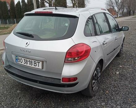 Серый Рено Клио, объемом двигателя 1.15 л и пробегом 240 тыс. км за 3990 $, фото 1 на Automoto.ua