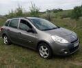 Серый Рено Клио, объемом двигателя 1.15 л и пробегом 99 тыс. км за 5400 $, фото 1 на Automoto.ua