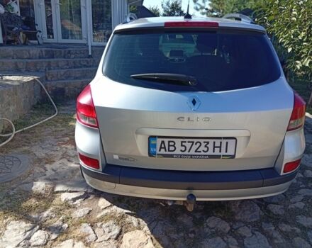 Рено Клио 2010 в Виннице на Automoto.ua Серый Рено Клио, объемом двигателя 1.5 л и пробегом 248 тыс. км за 5500 $, фото 4 на Automoto.ua