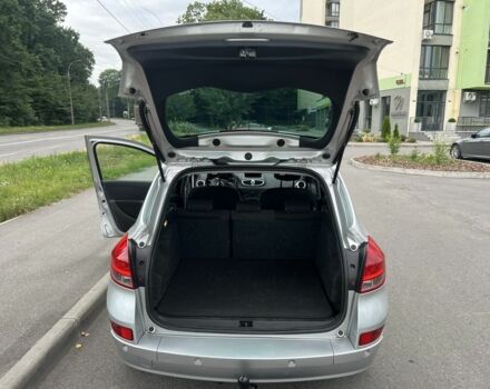 Сірий Рено Кліо, об'ємом двигуна 1.1 л та пробігом 235 тис. км за 4950 $, фото 4 на Automoto.ua