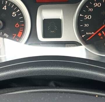 Сірий Рено Кліо, об'ємом двигуна 1.2 л та пробігом 200 тис. км за 5500 $, фото 2 на Automoto.ua