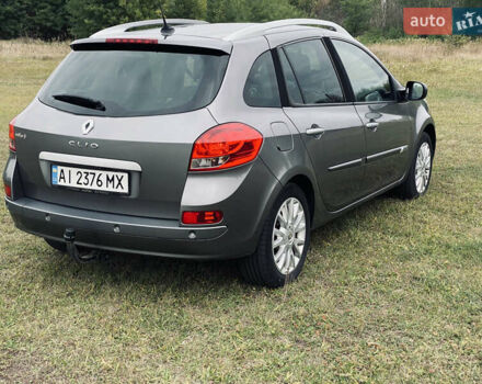 Сірий Рено Кліо, об'ємом двигуна 1.5 л та пробігом 260 тис. км за 5600 $, фото 12 на Automoto.ua