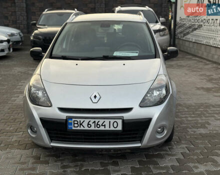 Серый Рено Клио, объемом двигателя 1.15 л и пробегом 206 тыс. км за 4950 $, фото 2 на Automoto.ua