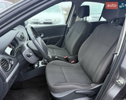 Сірий Рено Кліо, об'ємом двигуна 1.2 л та пробігом 177 тис. км за 5999 $, фото 14 на Automoto.ua