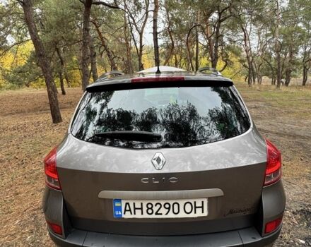 Серый Рено Клио, объемом двигателя 1.2 л и пробегом 220 тыс. км за 5000 $, фото 5 на Automoto.ua